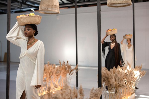 « Manucure Gel Maison : Astuces Ingénieuses Sans Lampe UV – Le Guide Ultime »